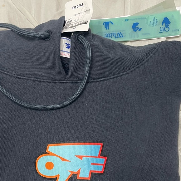 Brand new Off-white hoody. Msg for best offer - Picture 3 of 3